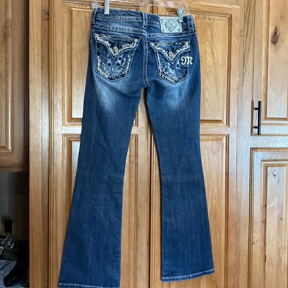 Miss me size 26 signature rise boot 👖 - Picture 2 of 10